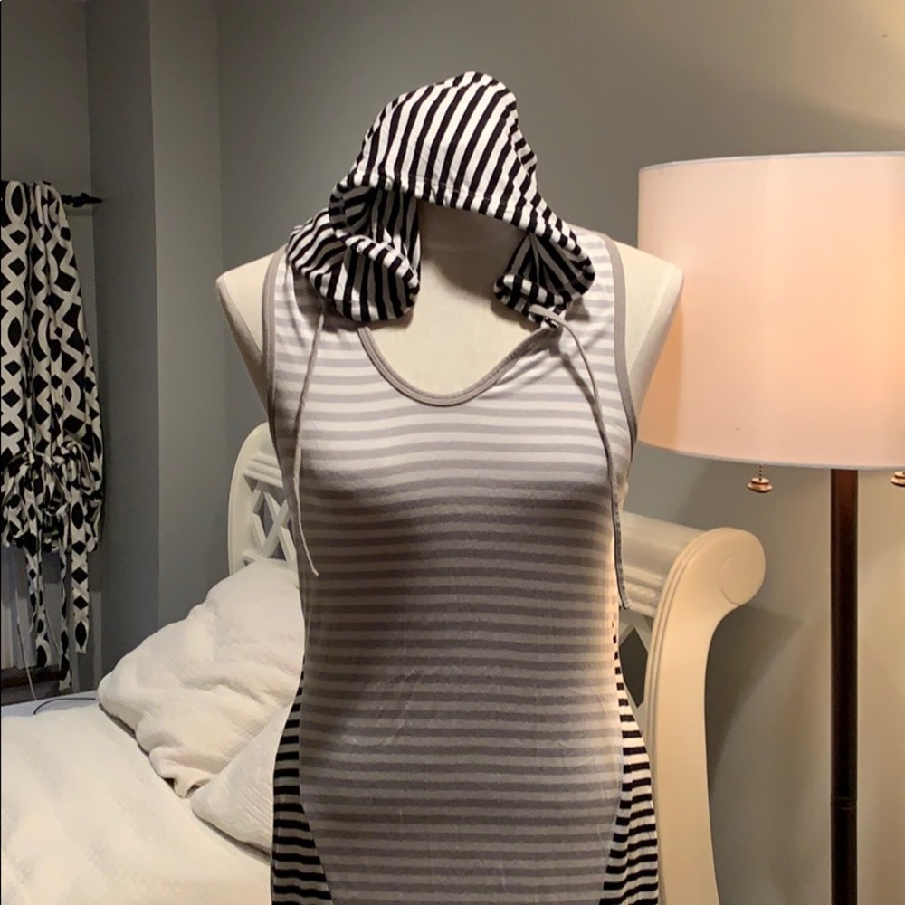 LAST CHANCE!! Venus Striped hooded tunic
